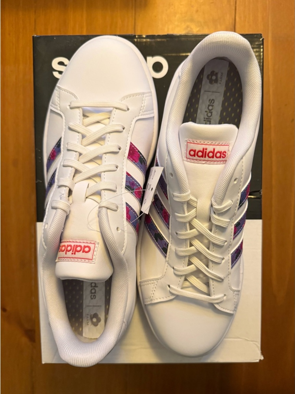 adidas X FARM RIO grand court women’s sneaker in size 9 new in box